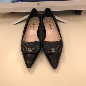 Original Channel Pointed Flats